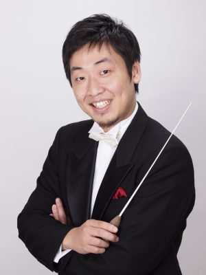 新指揮者：横山 奏 氏